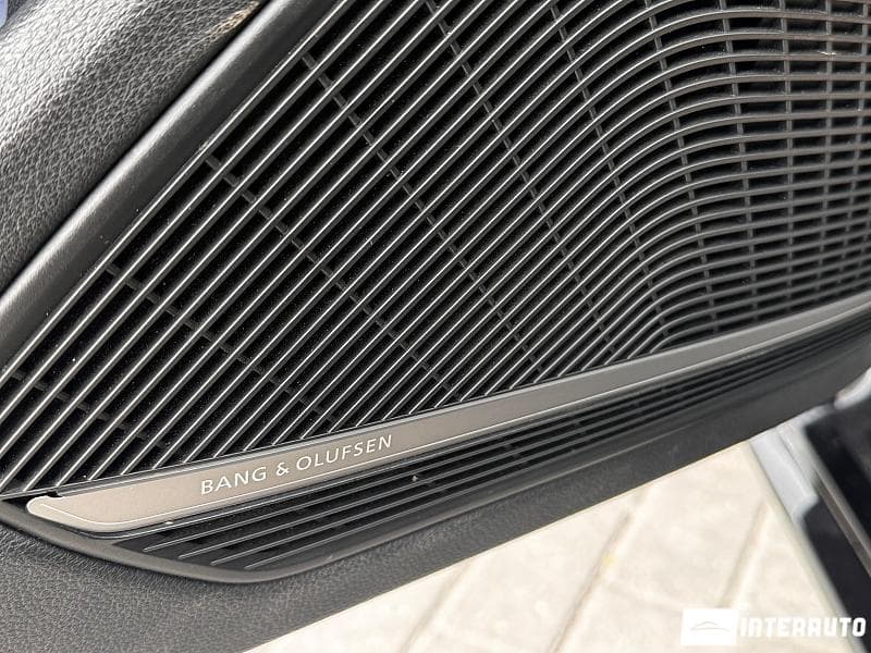 Audi A4 2017 — Миниатюра 17