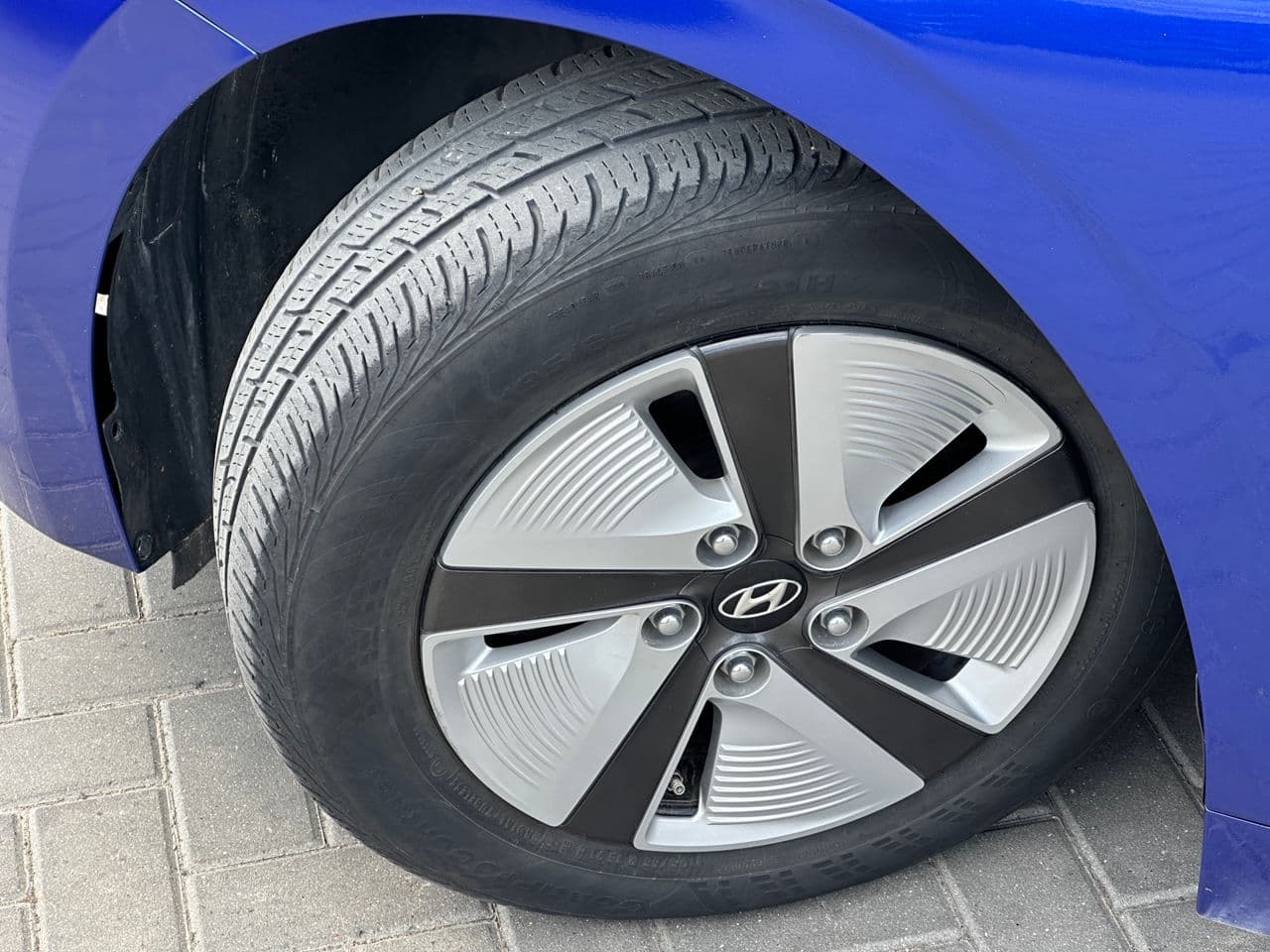 Hyundai Ioniq 2019 — Миниатюра 15