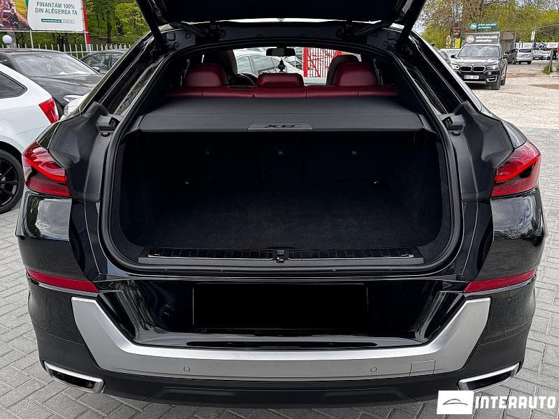 2021 BMW X6 4.0i — Miniatură 23