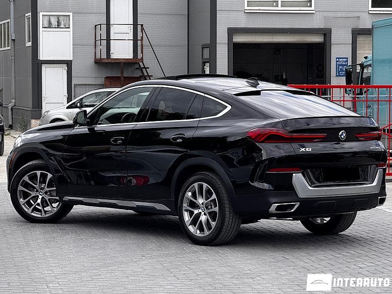 2021 BMW X6 4.0i — Miniatură 4