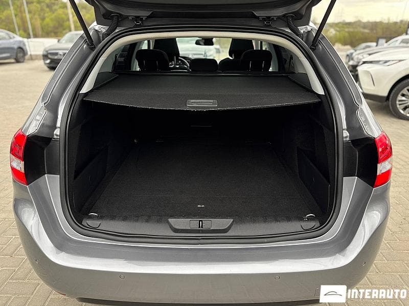 Peugeot 308 2016 — Миниатюра 18