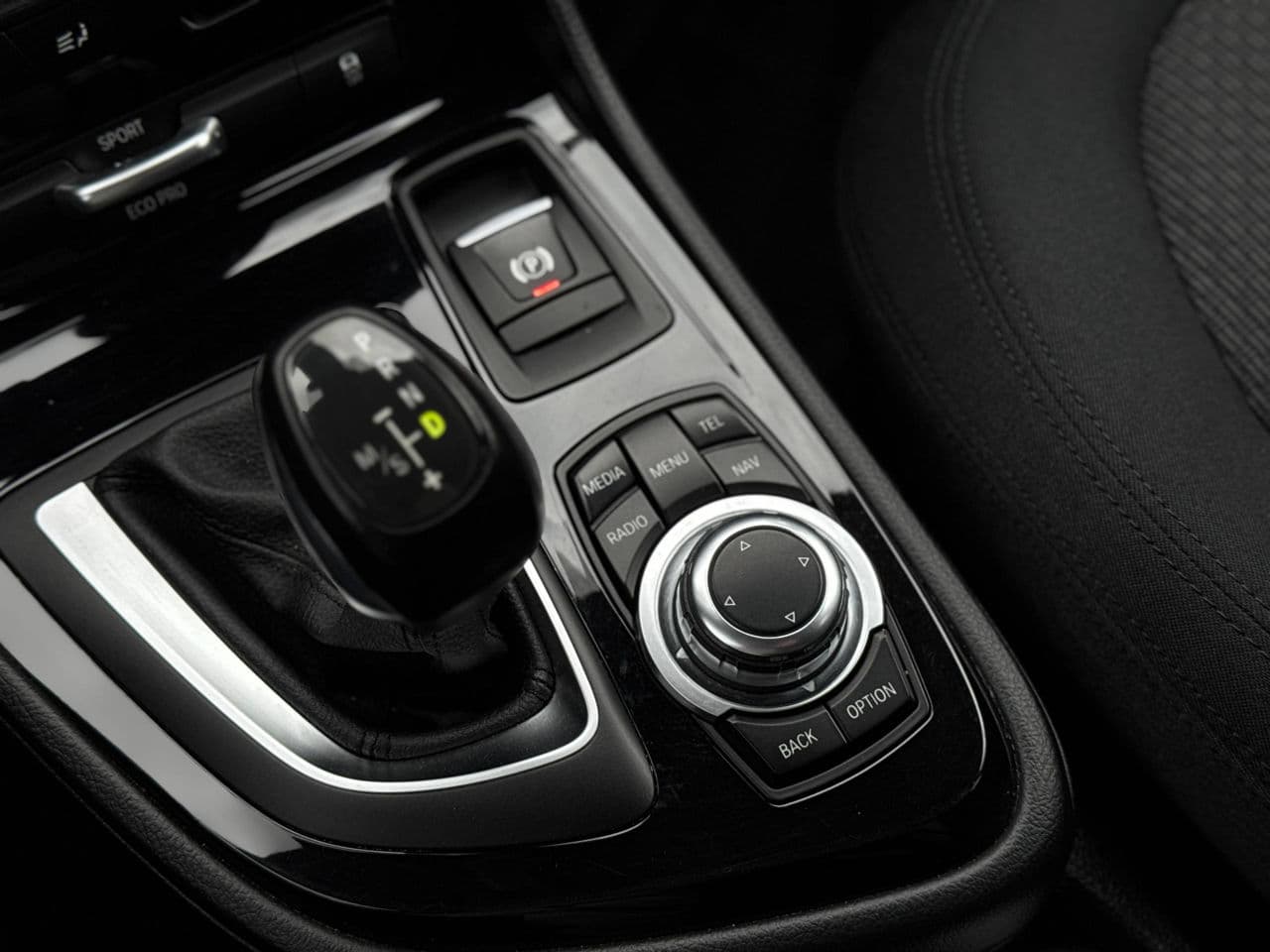 BMW 216d 2015 — Миниатюра 13