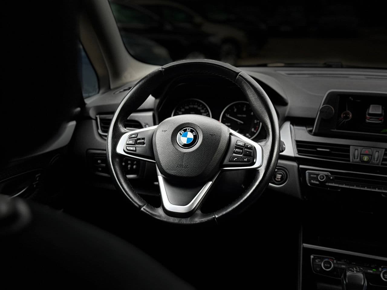 BMW 216d 2015 — Миниатюра 7