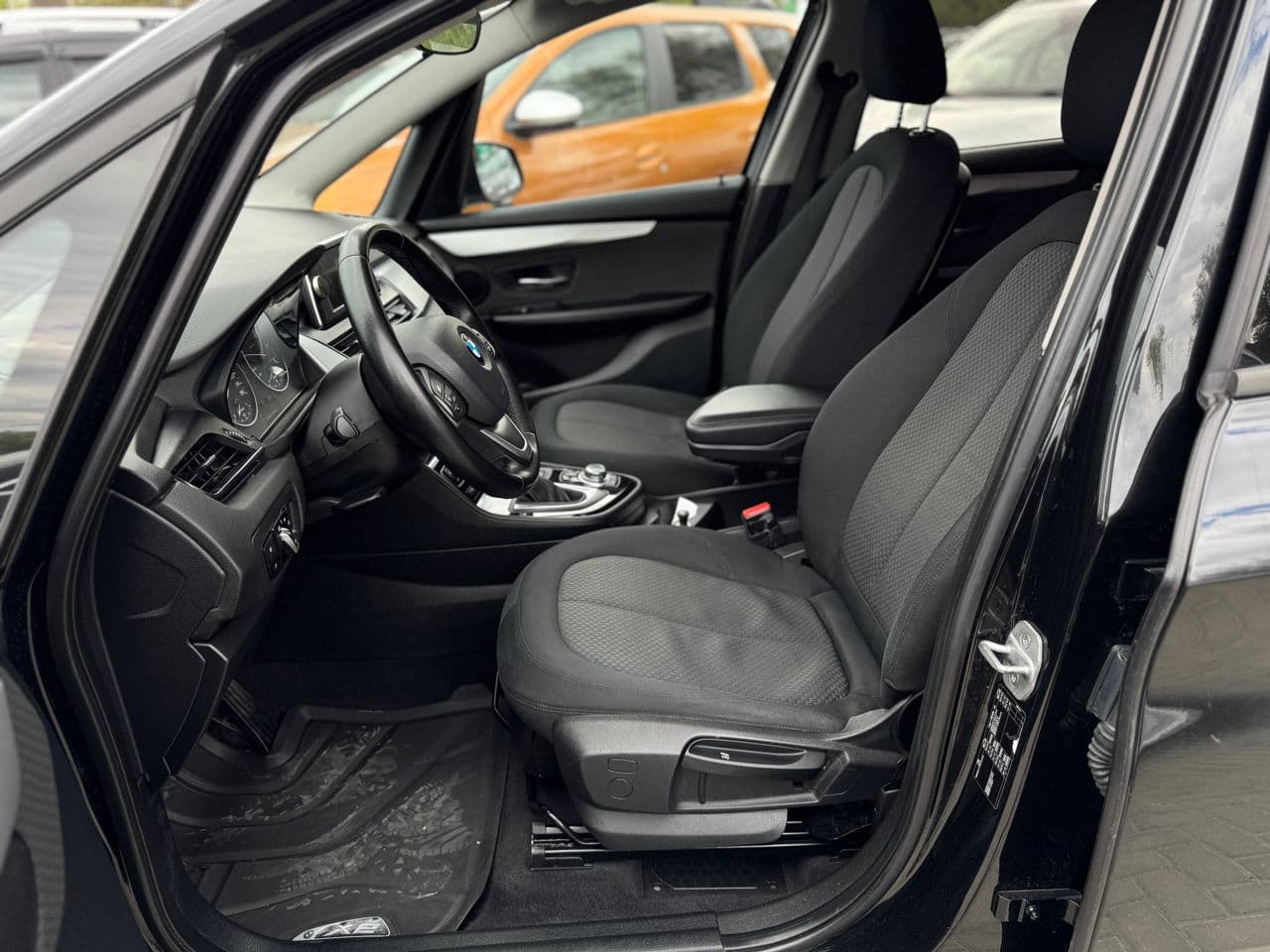BMW 216d 2015 — Миниатюра 5