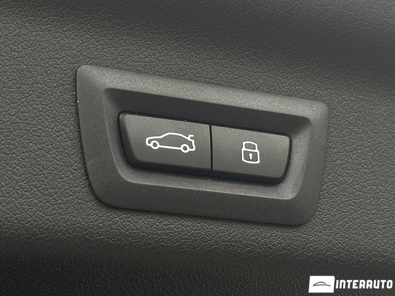 BMW X1 2.8i 2024 — Миниатюра 23