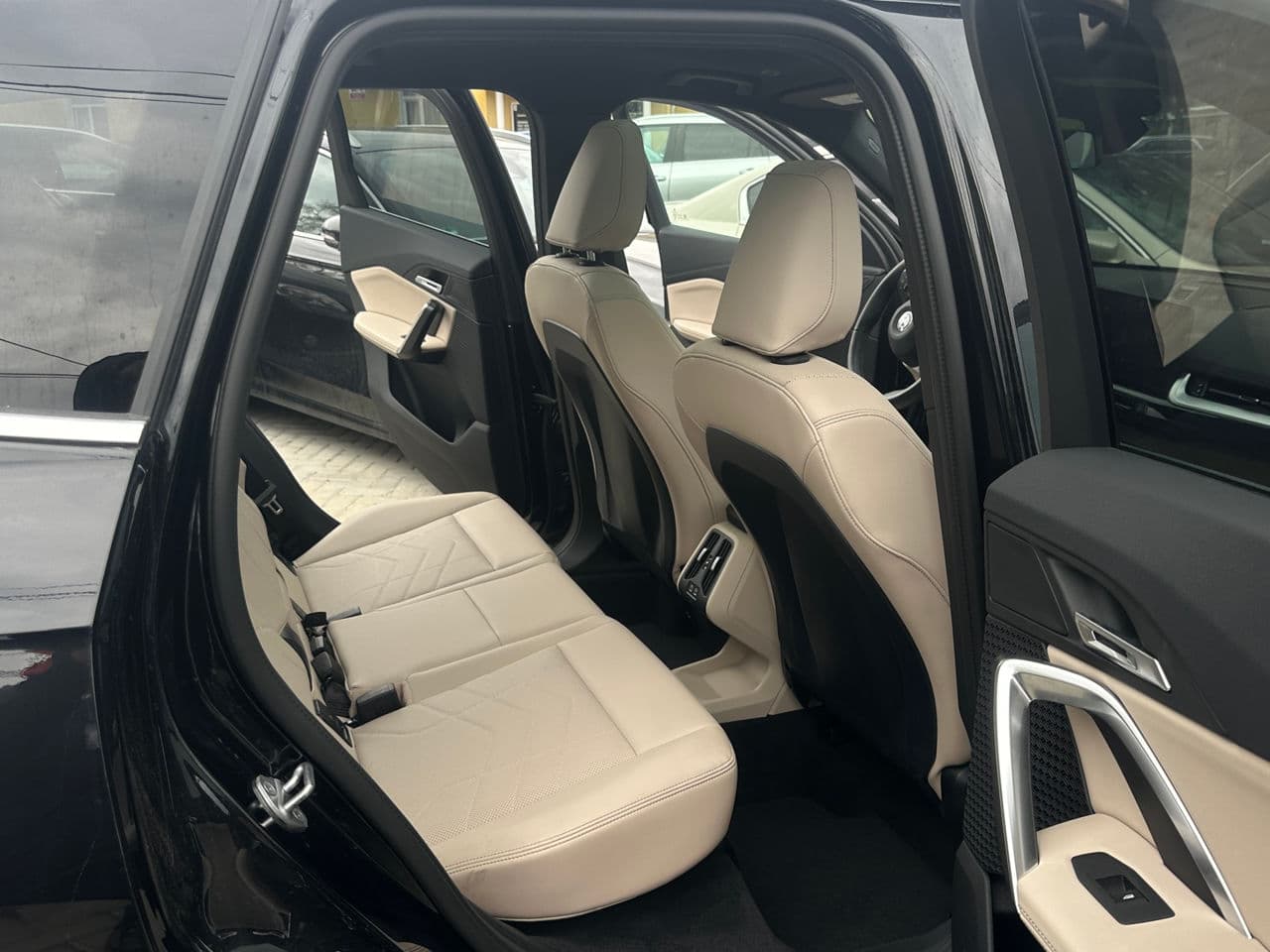 BMW X1 2.8i 2024 — Миниатюра 14