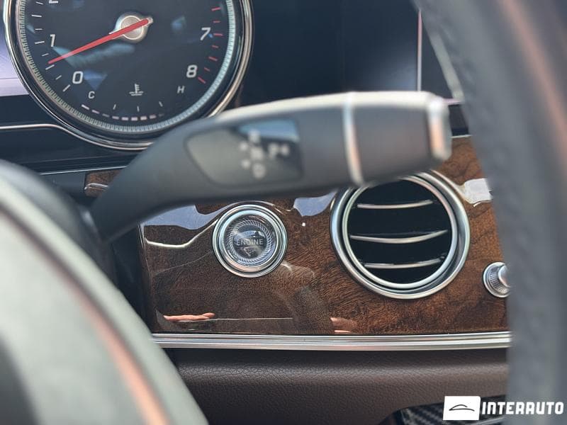 Mercedes E 300 2018 — Миниатюра 12