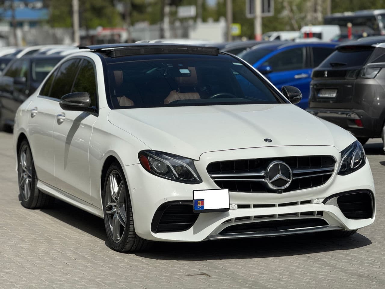 Mercedes E 300 2018 — Миниатюра 3