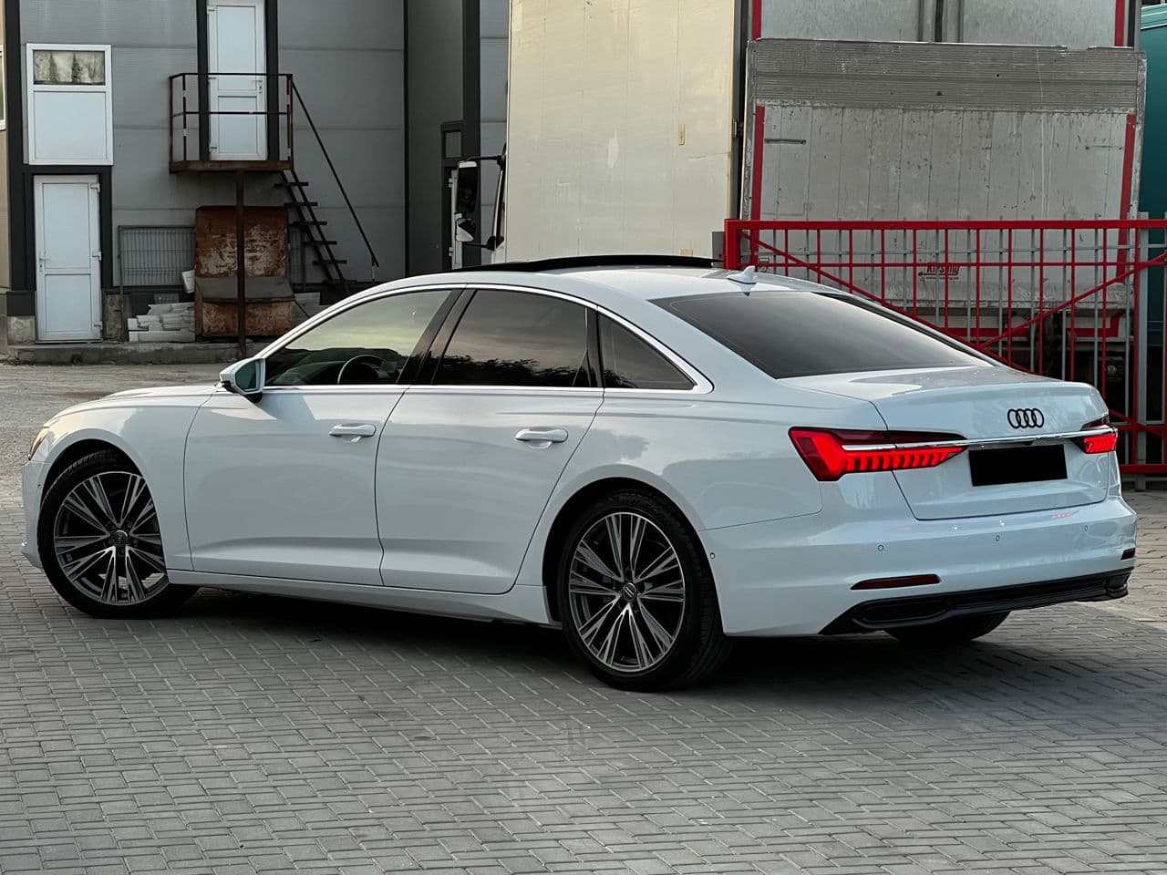Audi A6 2019 — Миниатюра 2