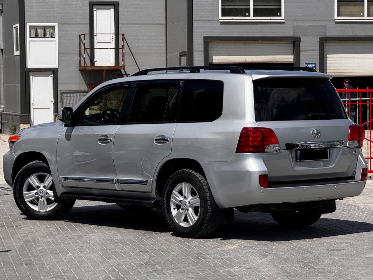 Toyota Land Cruiser 2013 — Миниатюра 3