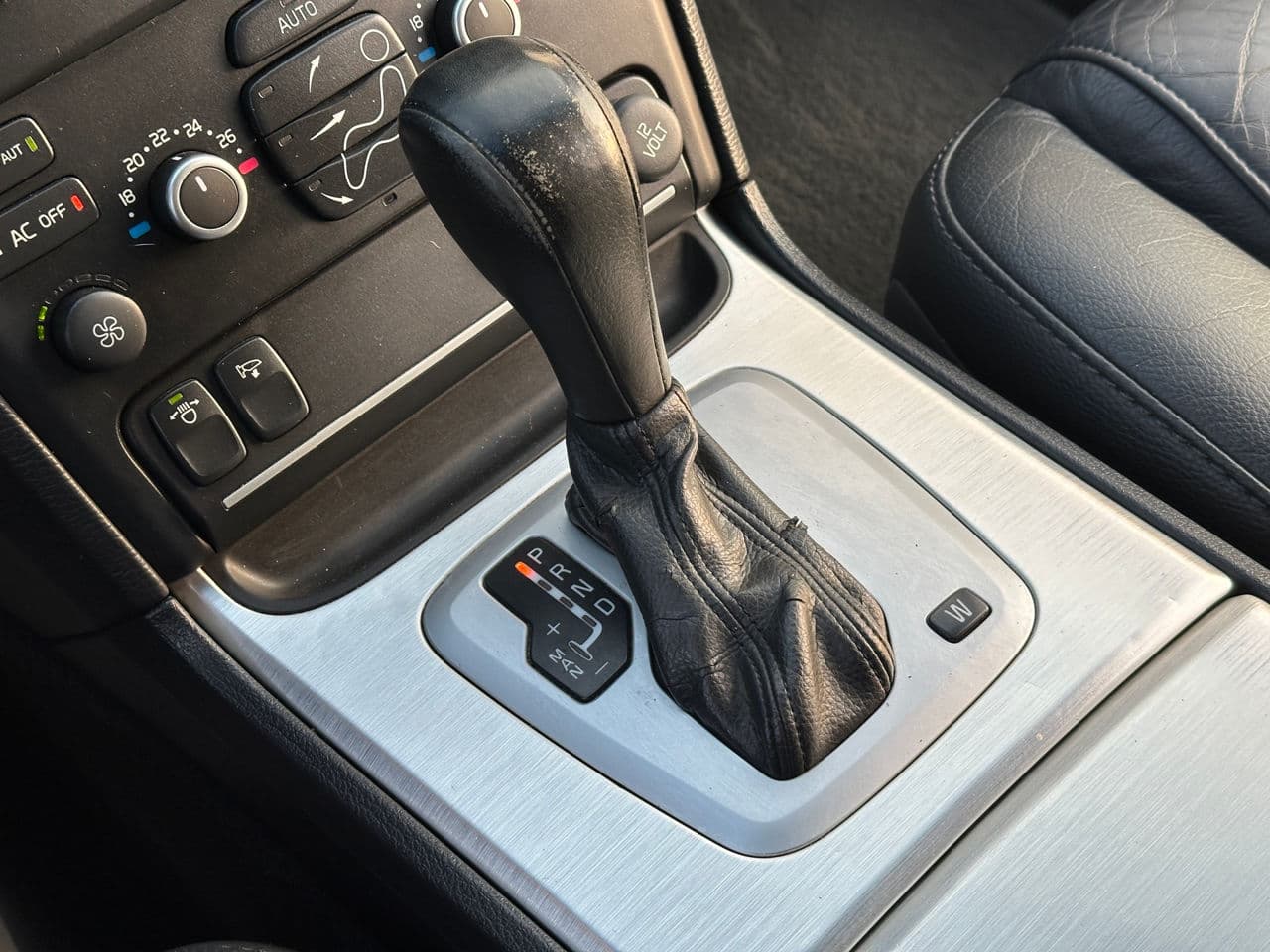 2014 Volvo XC 90 — Miniatură 11