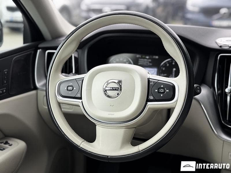 2018 Volvo XC 60 — Miniatură 10
