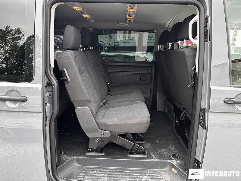 Volkswagen Caravelle 2017 — Миниатюра 10