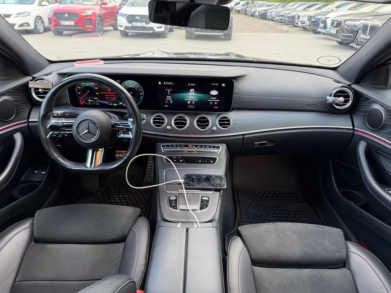 Mercedes E 300e 2022 — Миниатюра 11