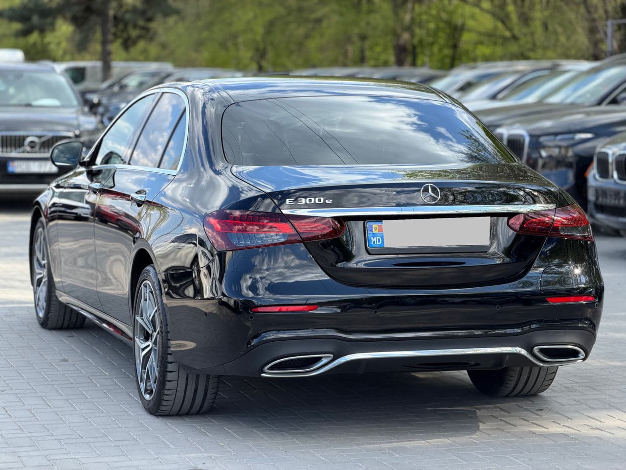 Mercedes E 300e 2022 — Миниатюра 4