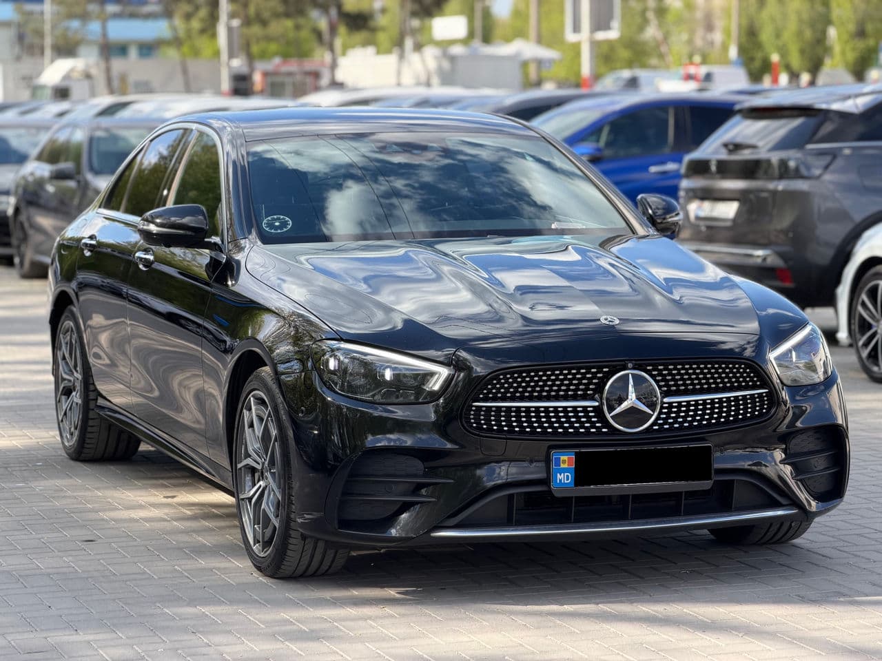 Mercedes E 300e 2022 — Миниатюра 3