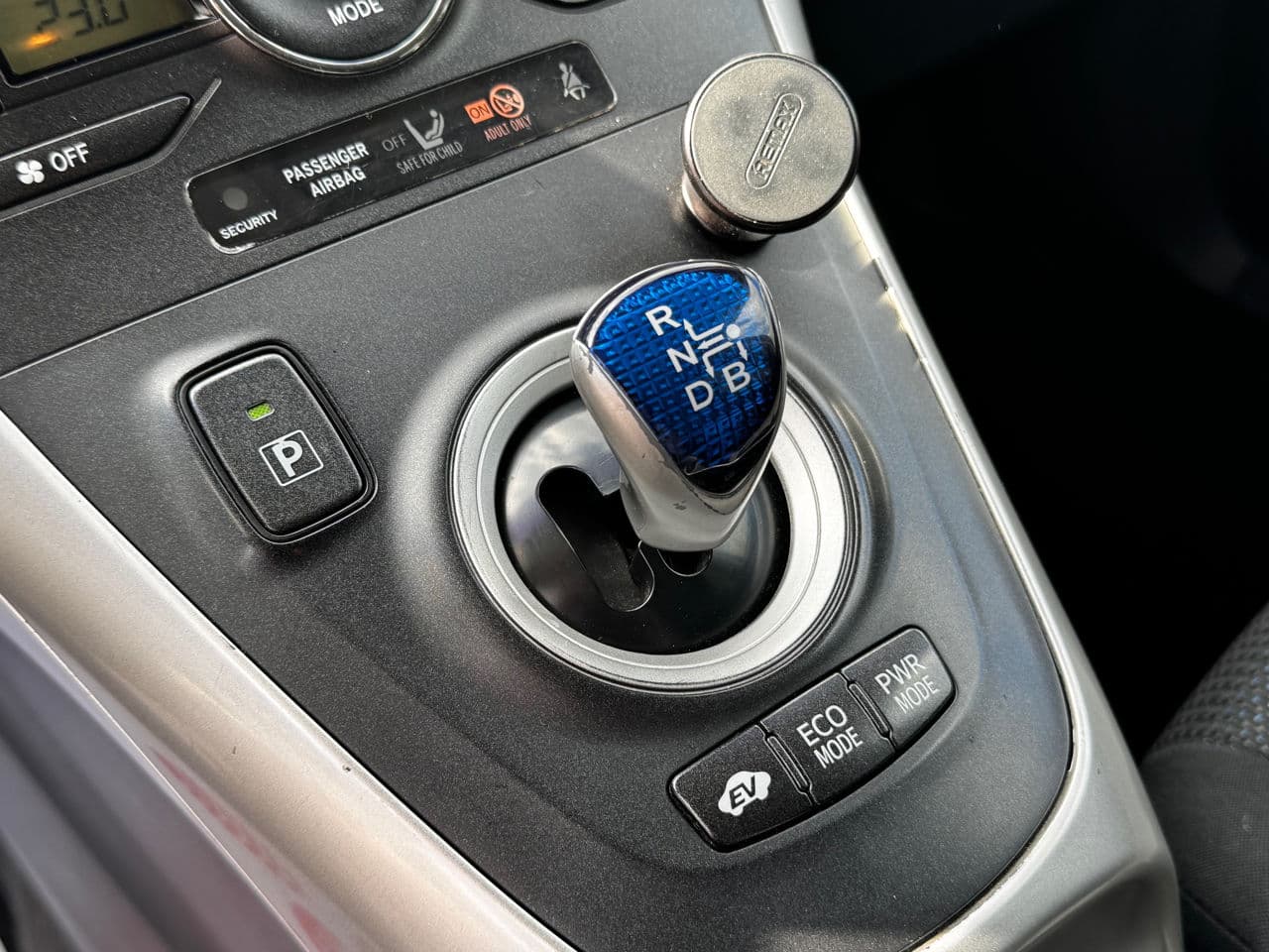 Toyota Auris 2011 — Миниатюра 12