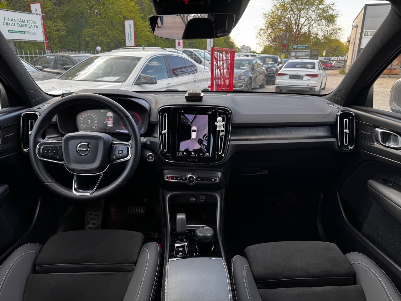 2022 Volvo XC 40 — Miniatură 7
