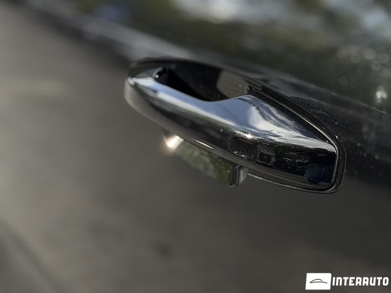 Volvo XC 40 2021 — Миниатюра 7
