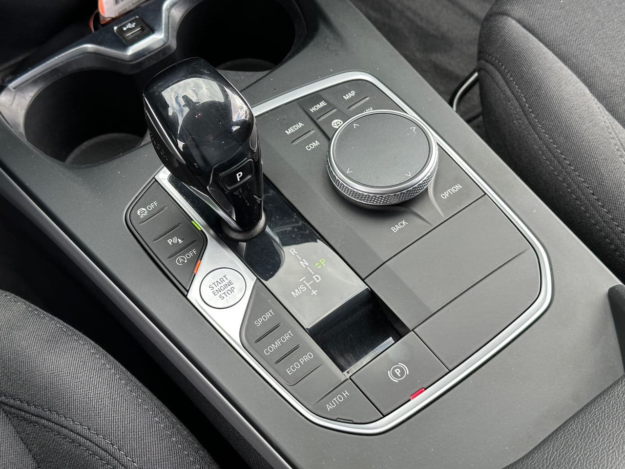 BMW 216d 2020 — Миниатюра 11