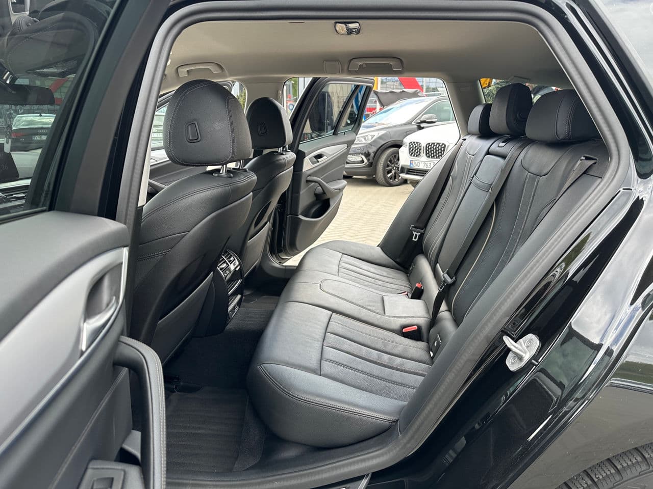 BMW 530e 2022 — Миниатюра 12