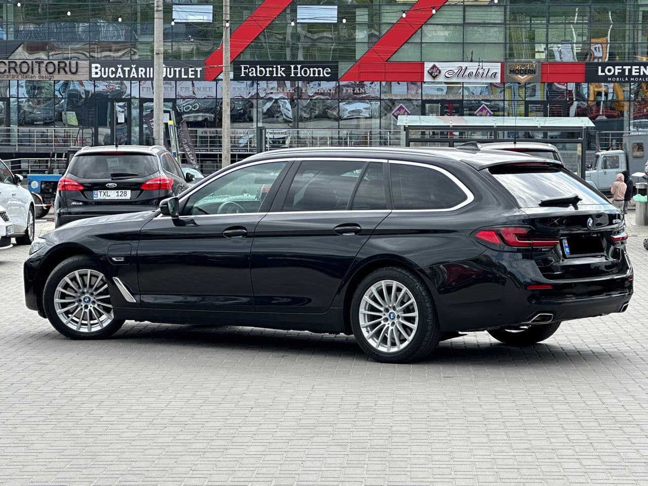 BMW 530e 2022 — Миниатюра 4