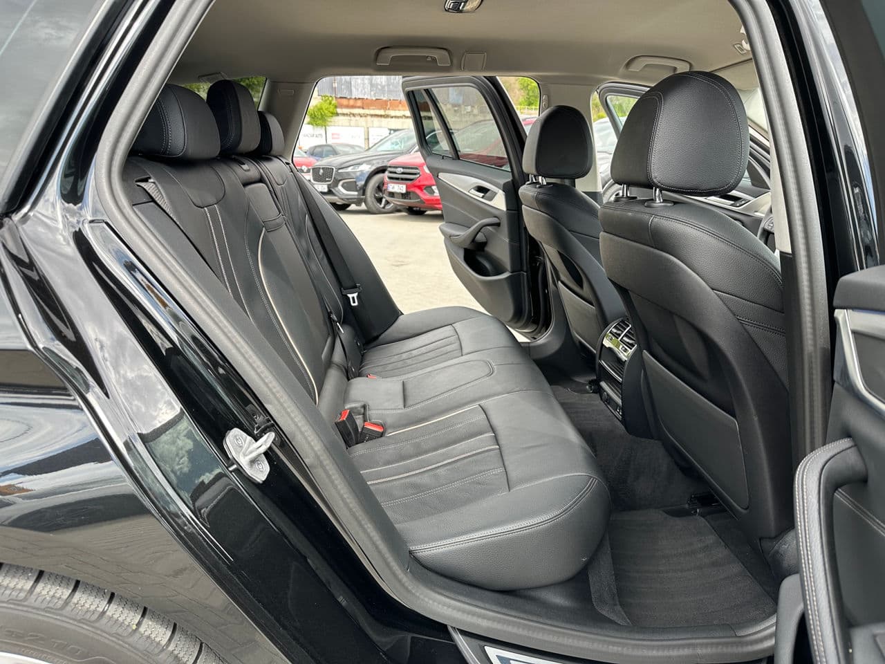 BMW 530e 2022 — Миниатюра 13
