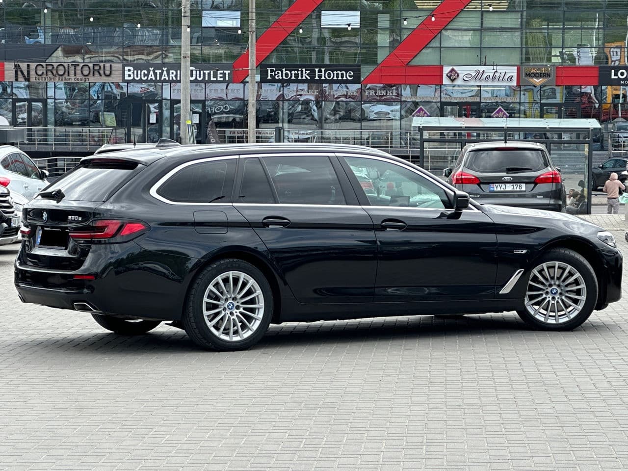 BMW 530e 2022 — Миниатюра 3