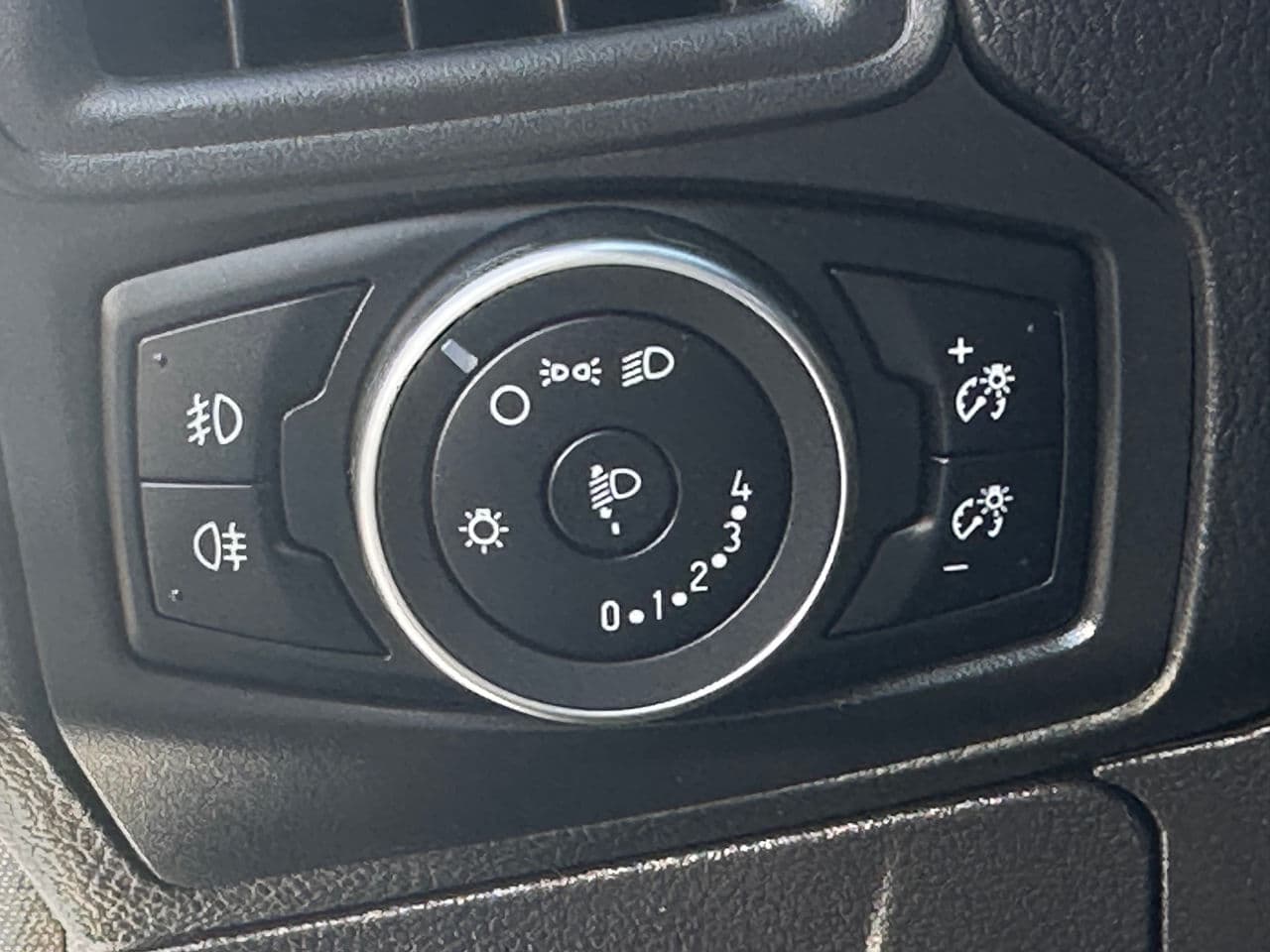 Ford Focus 2015 — Миниатюра 15