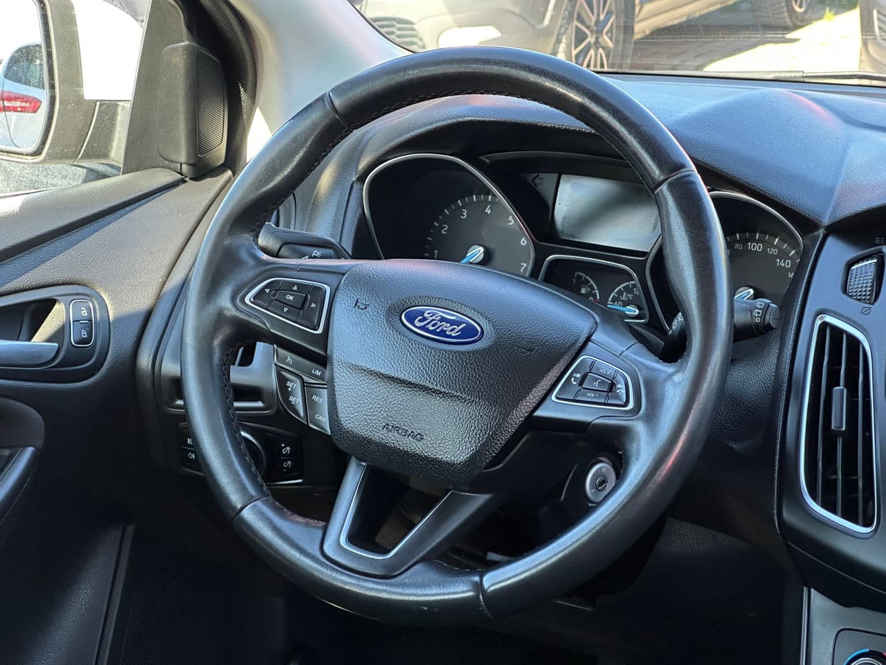 Ford Focus 2015 — Миниатюра 7