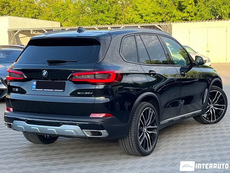 BMW X5 4.0D 2023 — Миниатюра 4
