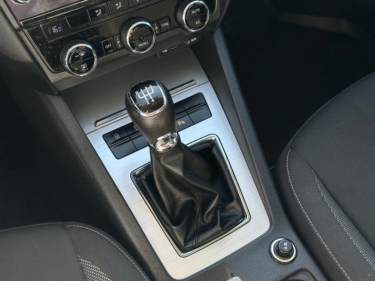 Skoda Octavia 2017 — Миниатюра 11
