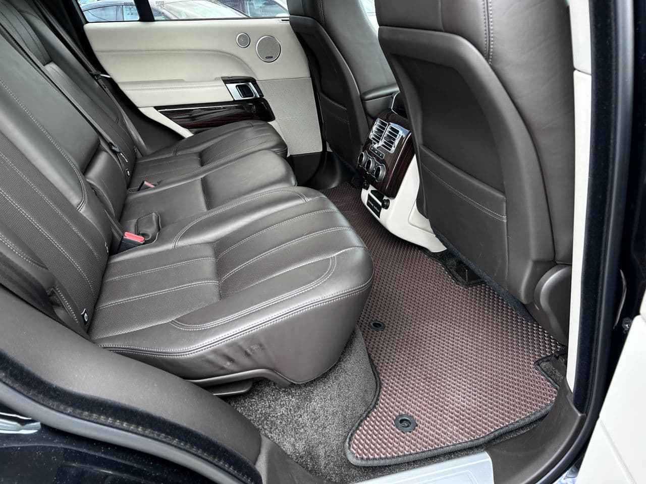 Land Rover Range Rover Vogue 2016 — Миниатюра 19