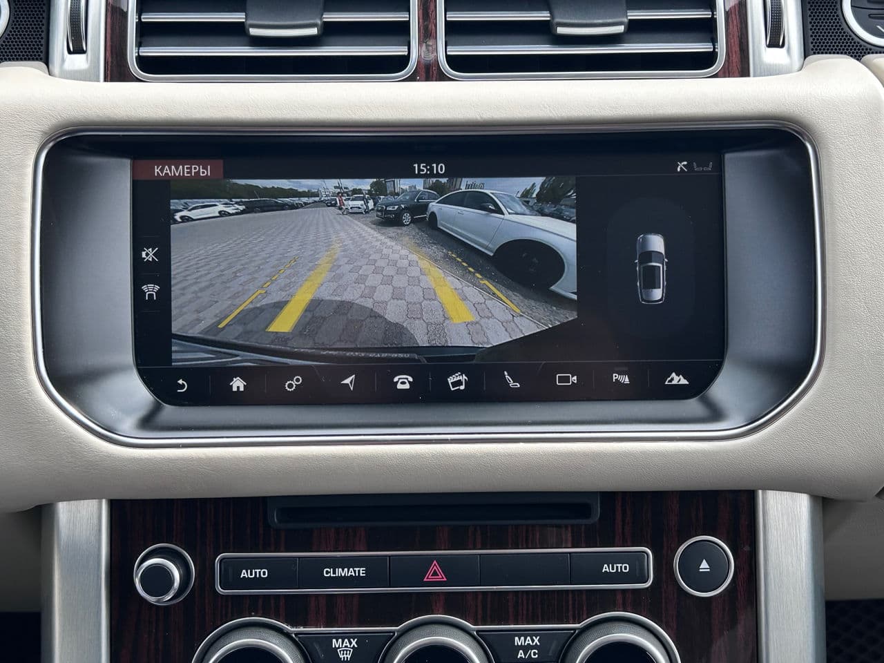 Land Rover Range Rover Vogue 2016 — Миниатюра 15
