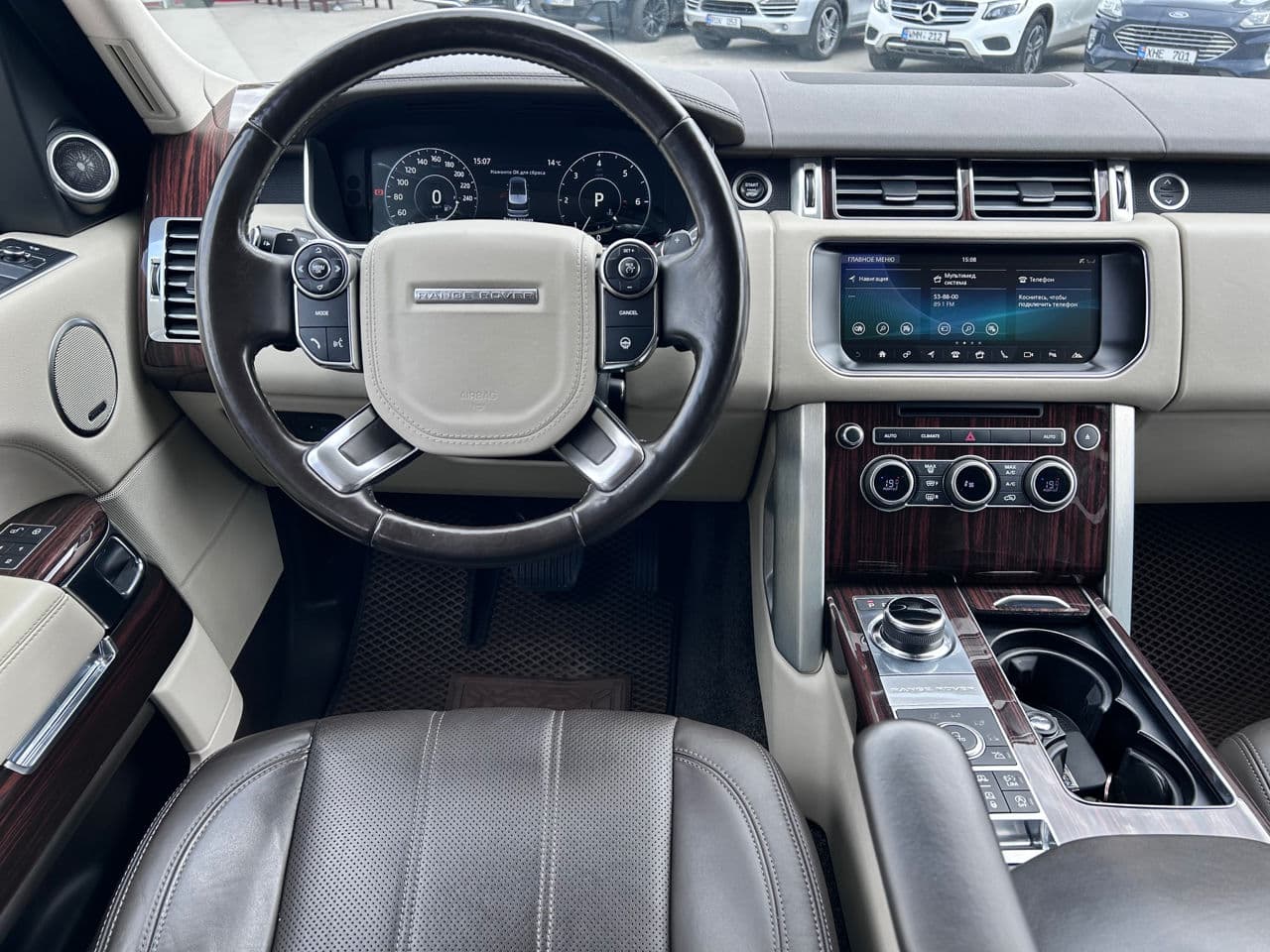 Land Rover Range Rover Vogue 2016 — Миниатюра 8