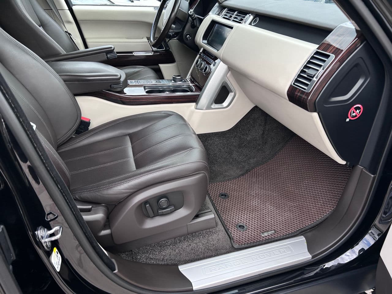 Land Rover Range Rover Vogue 2016 — Миниатюра 18
