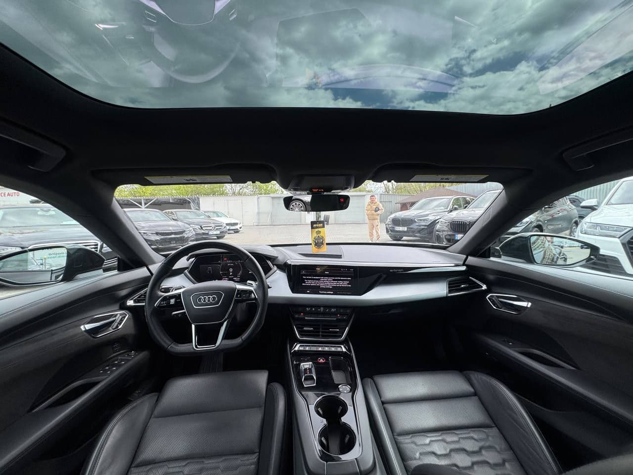 Audi E-tron GT 2021 — Миниатюра 12