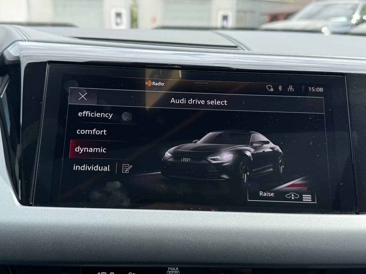 Audi E-tron GT 2021 — Миниатюра 17
