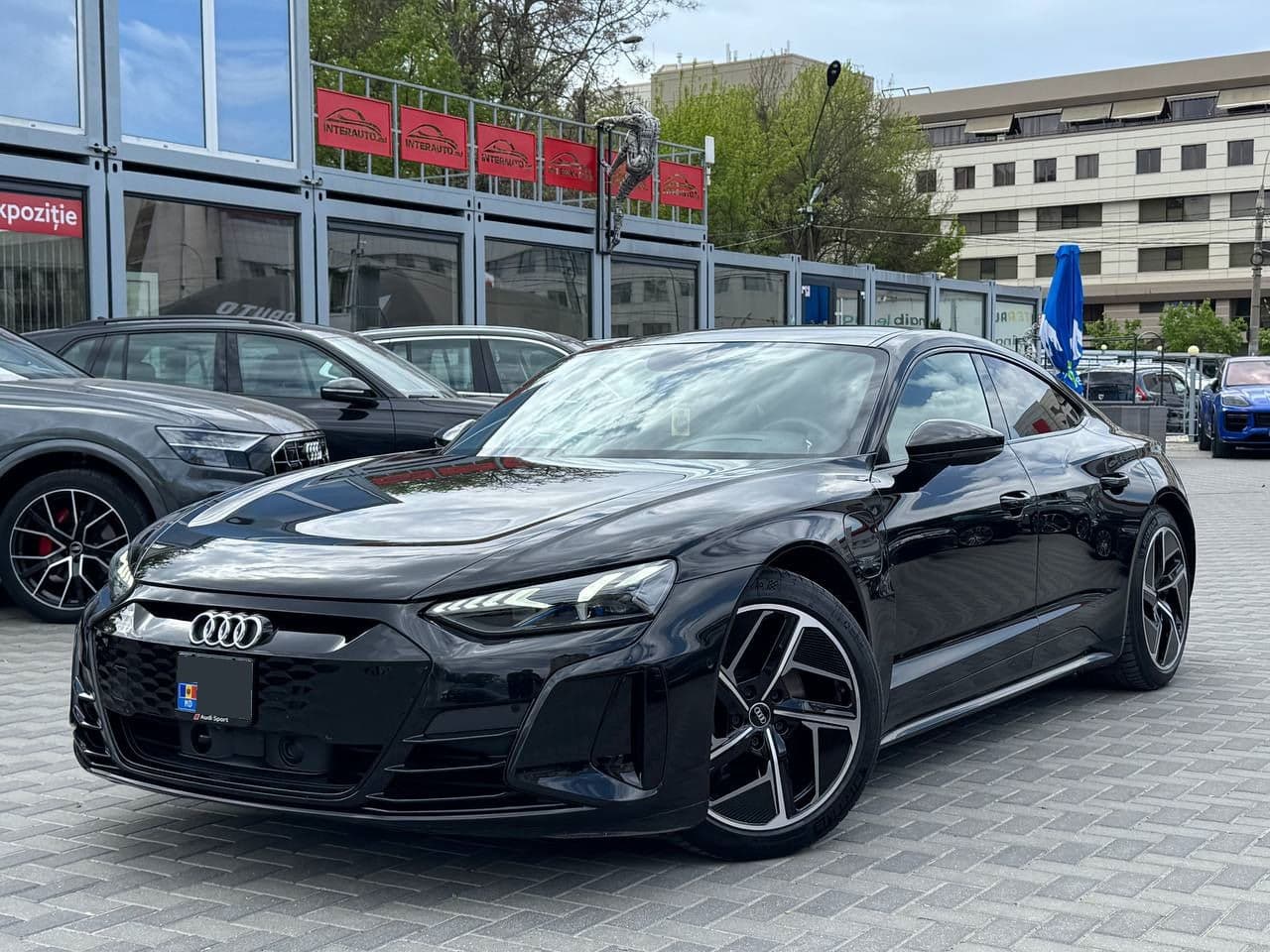 Audi E-tron GT 2021 — Миниатюра 3