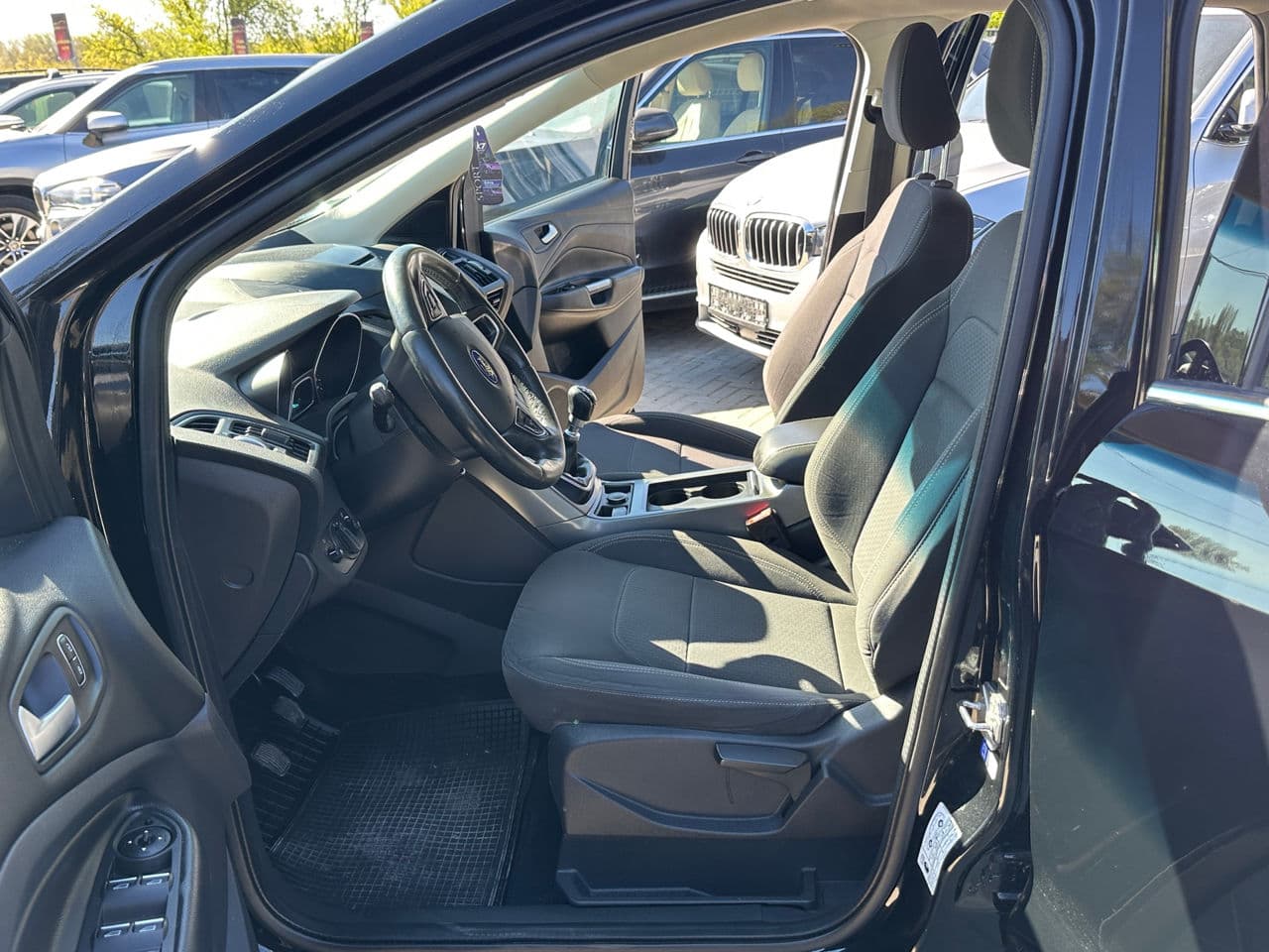 Ford Kuga 2018 — Миниатюра 5