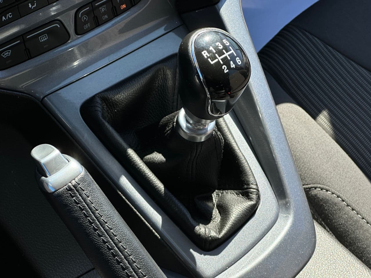 Ford Focus 2014 — Миниатюра 12