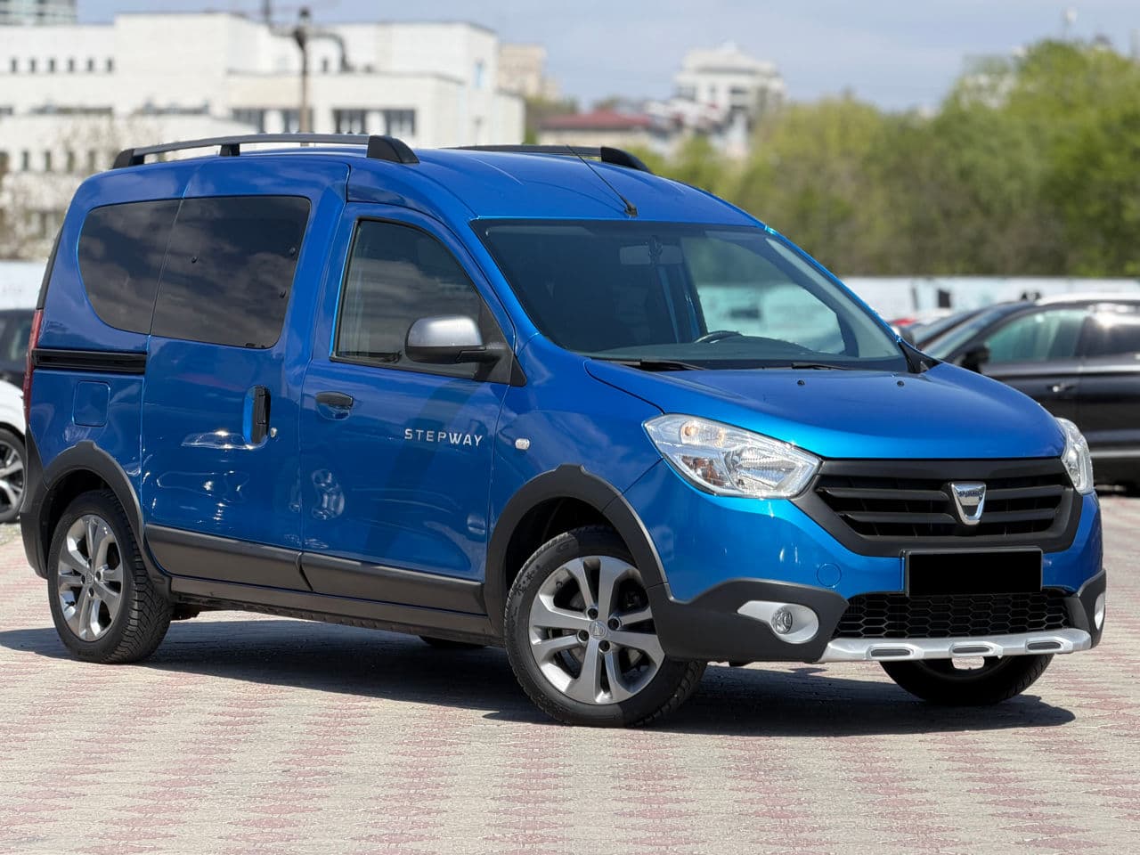 2015 Dacia Dokker Stepway — Miniatură 4