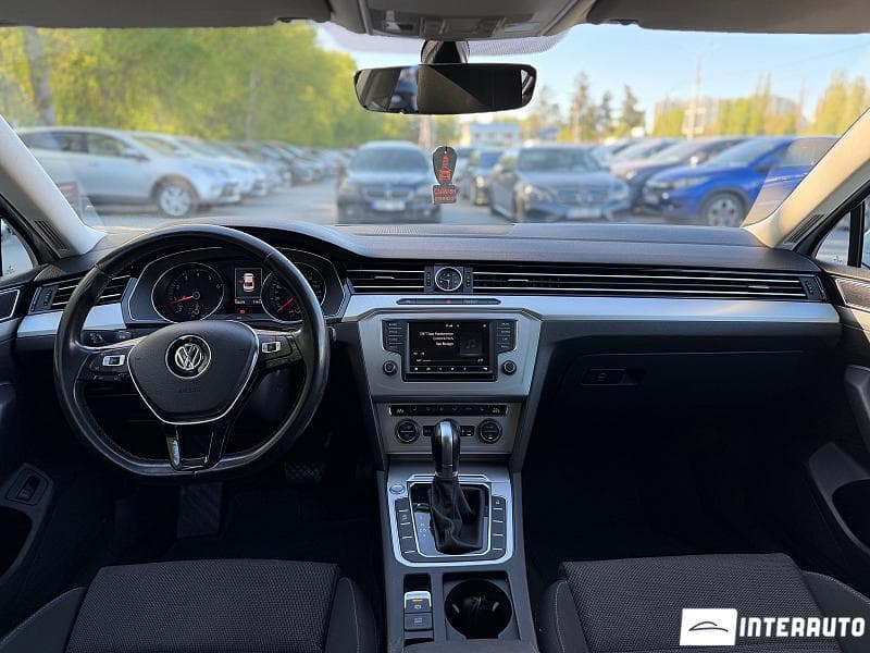 2016 Volkswagen Passat — Miniatură 19