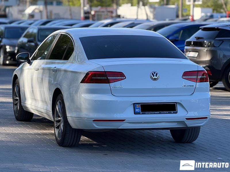 2016 Volkswagen Passat — Miniatură 4