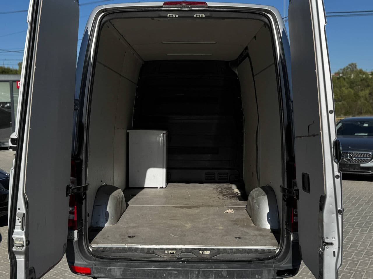 Mercedes Sprinter 2016 — Миниатюра 16