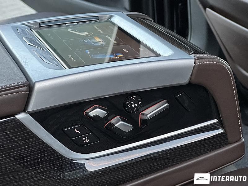 BMW 740 2019 — Миниатюра 27