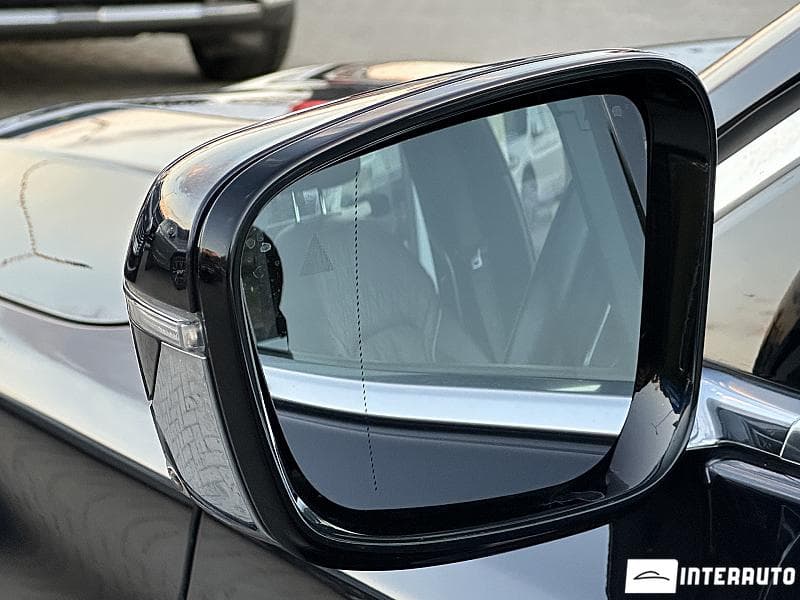 BMW 740 2019 — Миниатюра 19