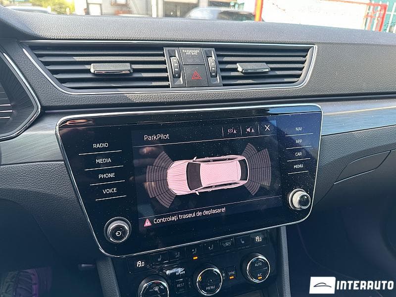 Skoda Superb 2019 — Миниатюра 10