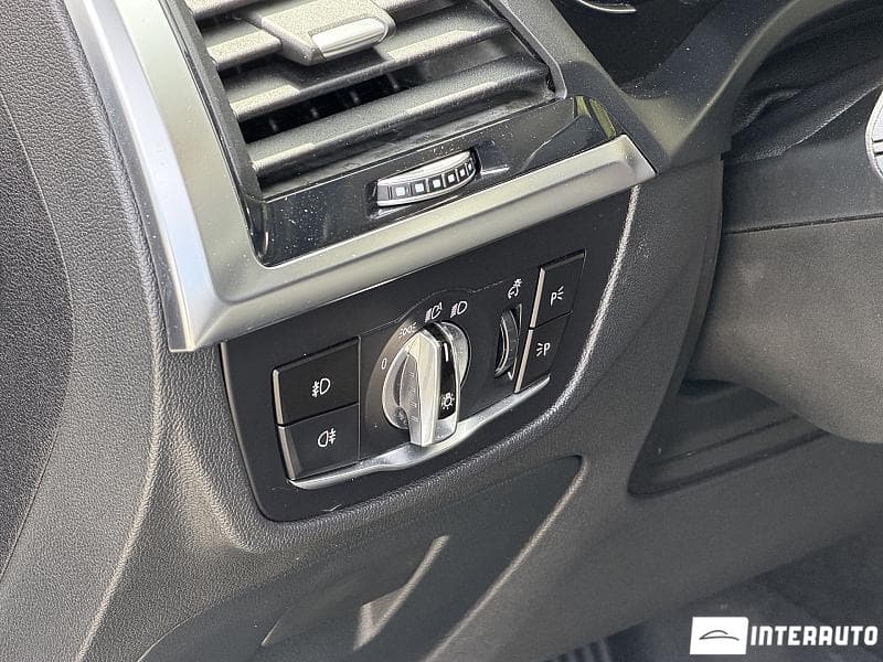 2018 BMW X3 2.0D — Miniatură 13