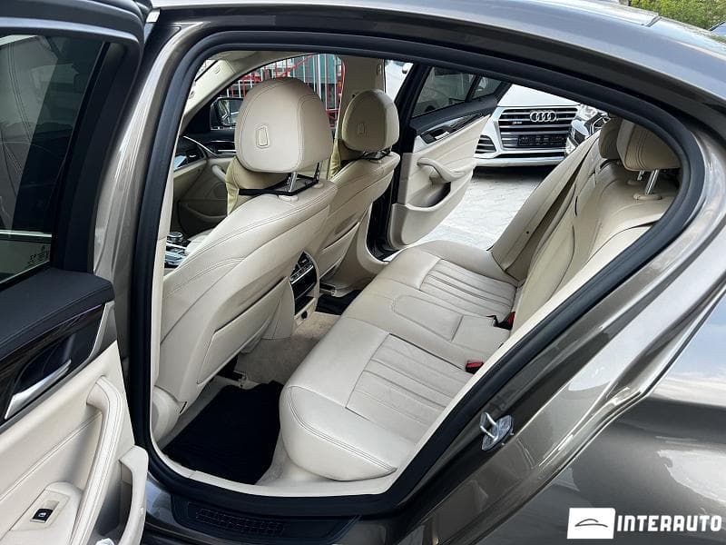 BMW 530e 2018 — Миниатюра 8
